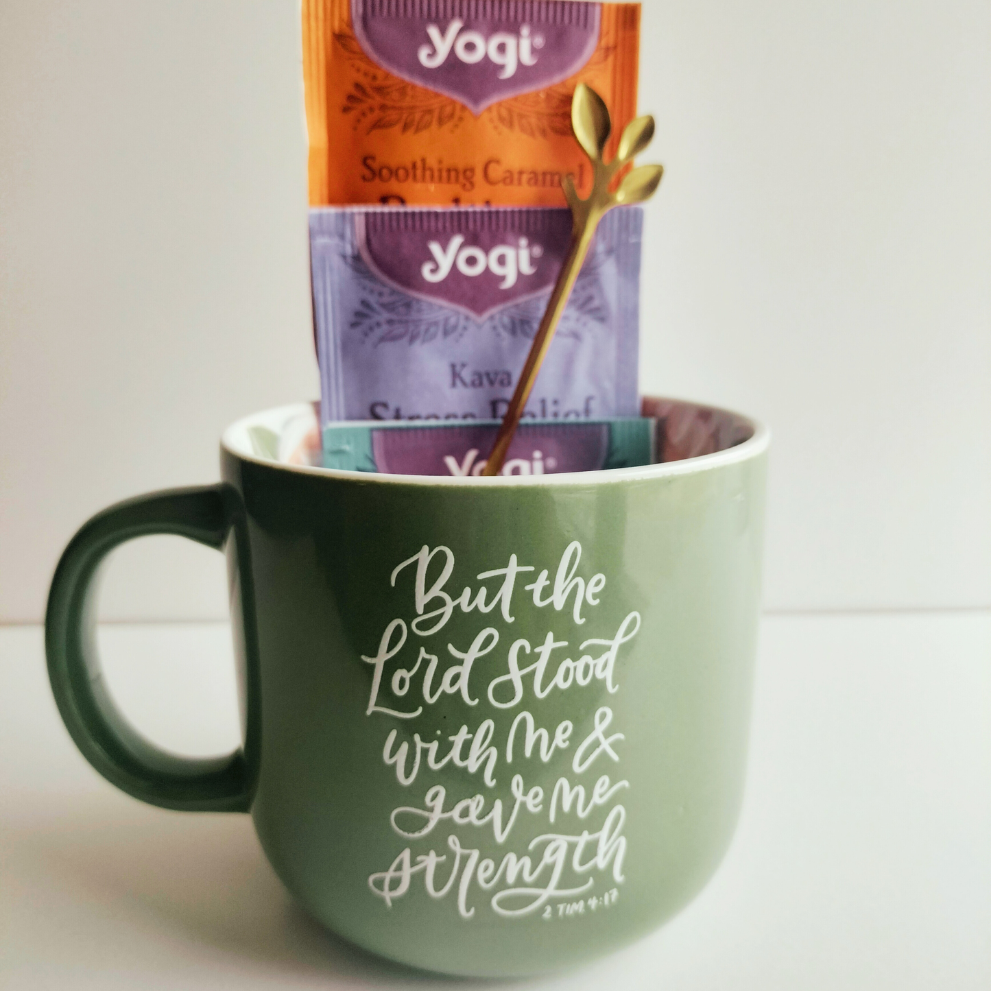 Hug on a Mug with Tea & Creamy Milk Chocolate Bar