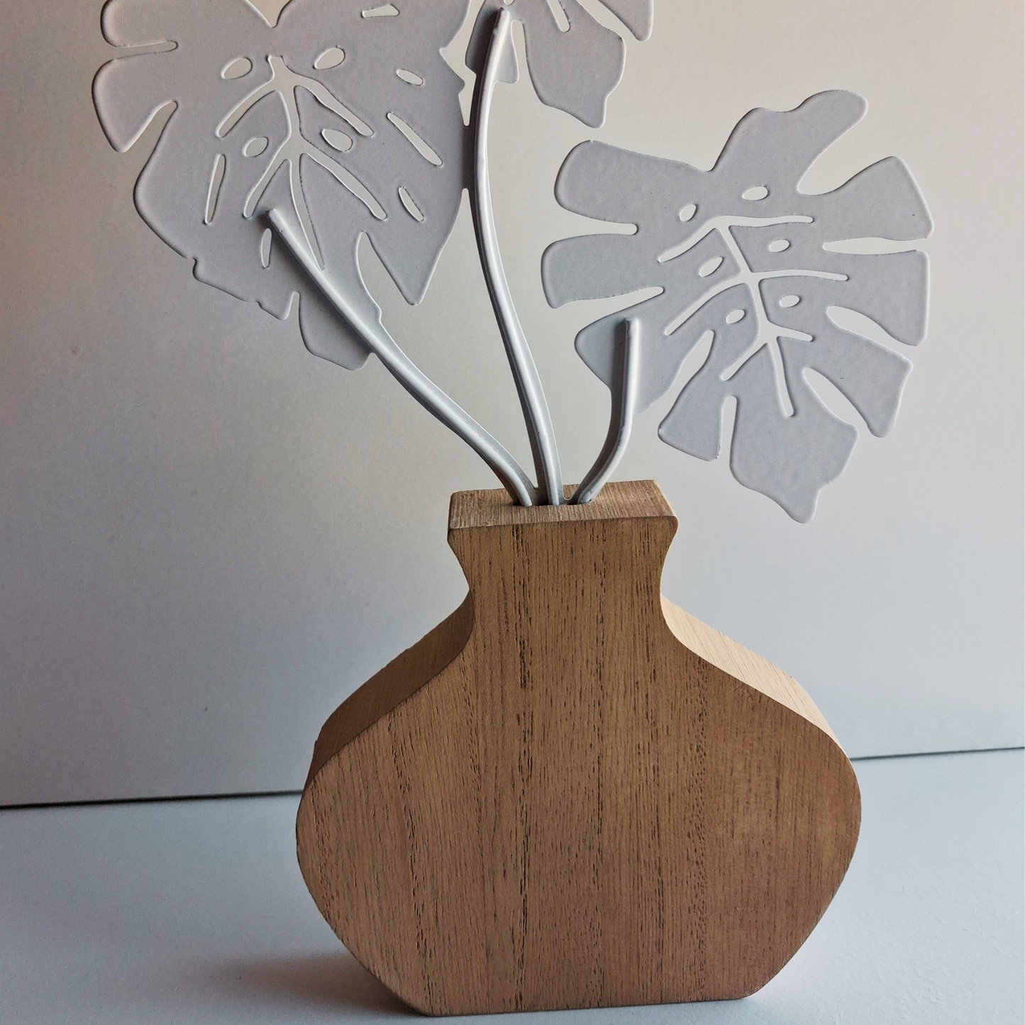 Peaceful Farmhouse Leaf Vase Decor – Modern Rustic Botanical Shelf Accent