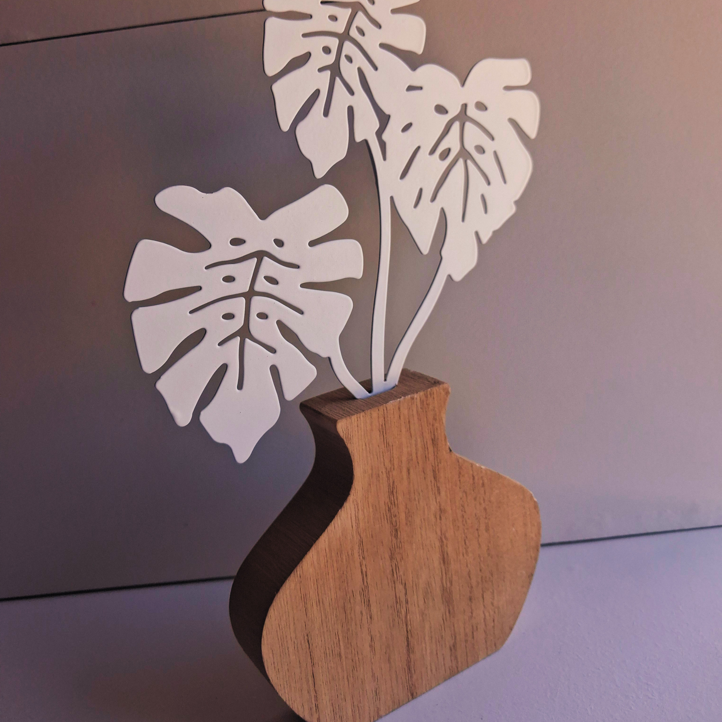 Peaceful Farmhouse Leaf Vase Decor – Modern Rustic Botanical Shelf Accent